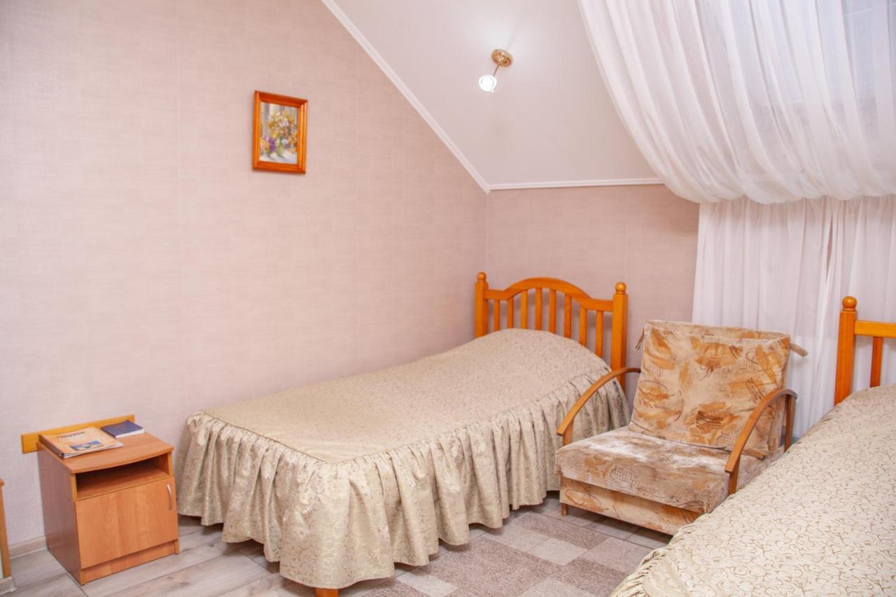 Hotel Piligrim 3 Миколаїв Екстер'єр фото