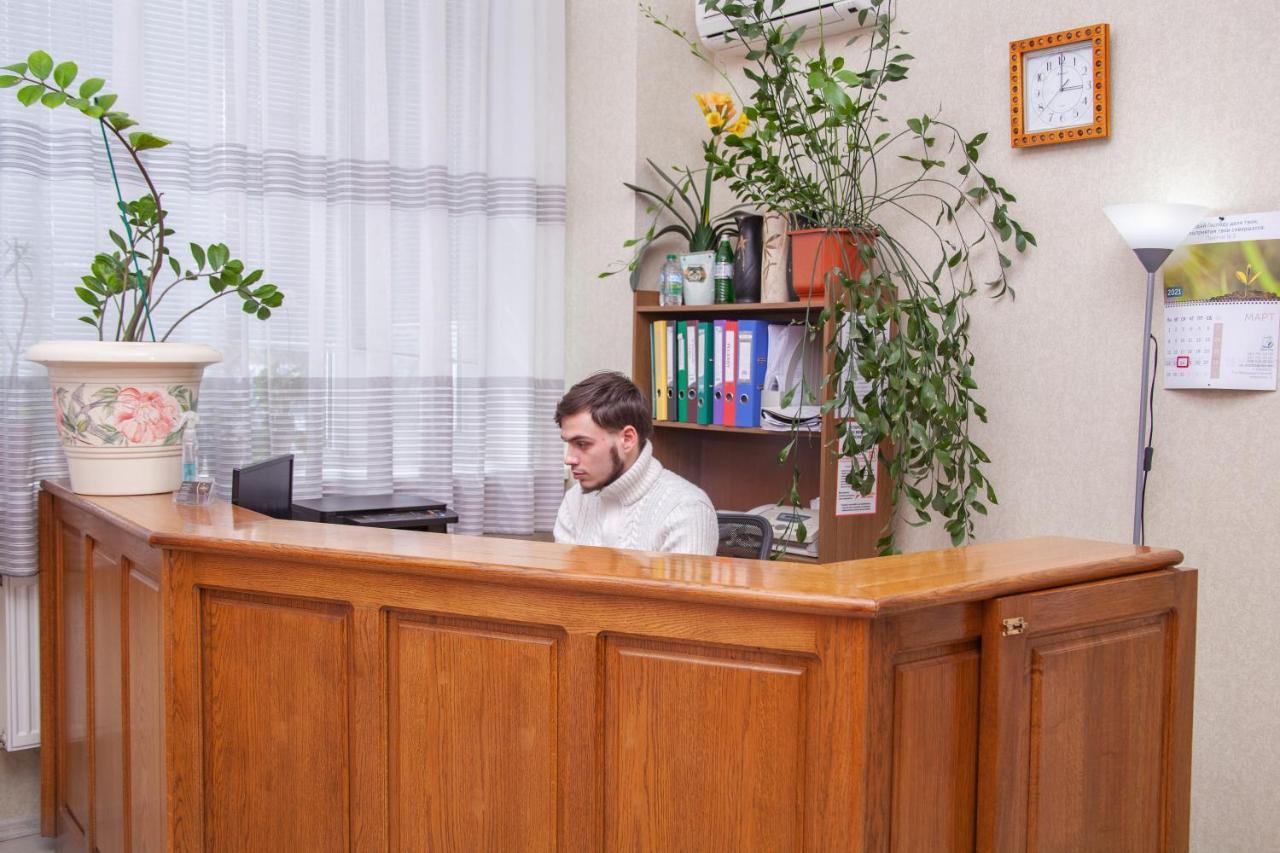 Hotel Piligrim 3 Миколаїв Екстер'єр фото