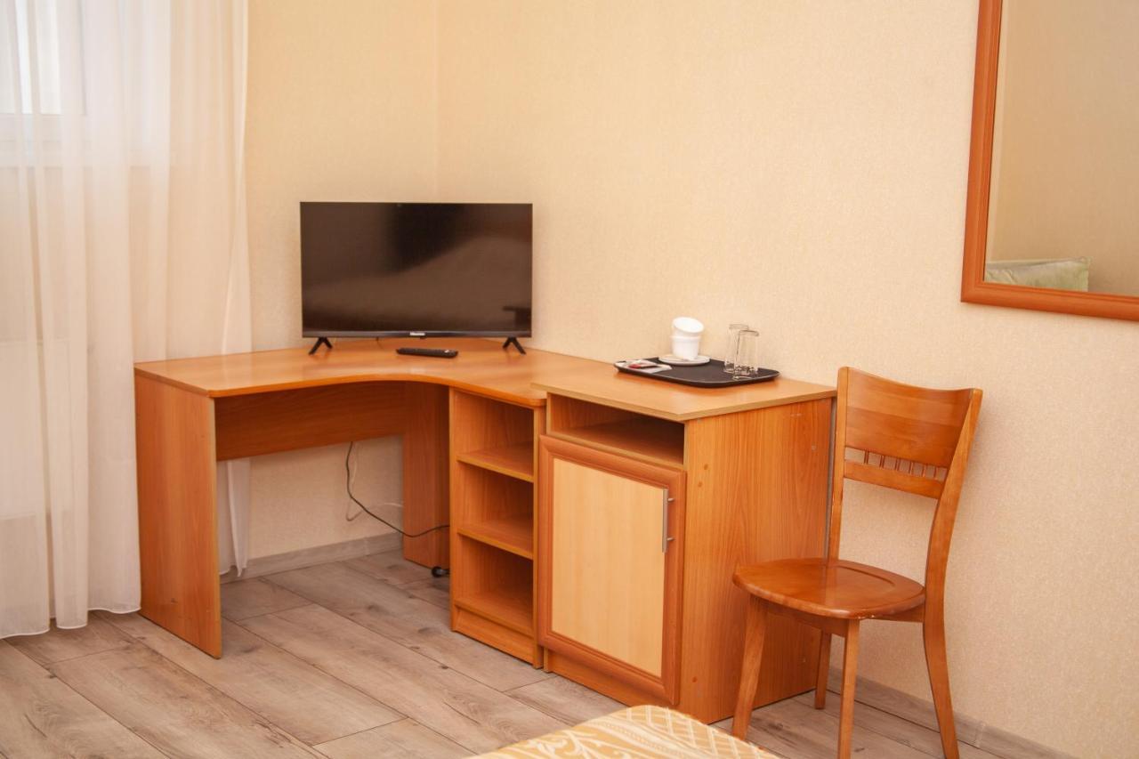 Hotel Piligrim 3 Миколаїв Екстер'єр фото