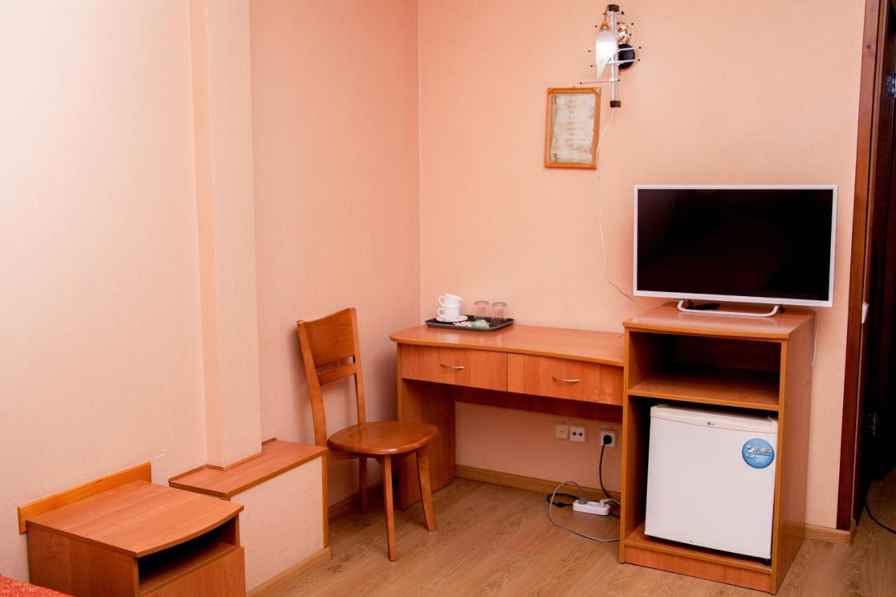 Hotel Piligrim 3 Миколаїв Екстер'єр фото